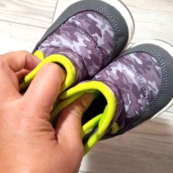 (72-3395)  🔥3/$20🔥 SURPRIZE by Stride Rite  Shoes  Size 4 - Picture 6 of 10